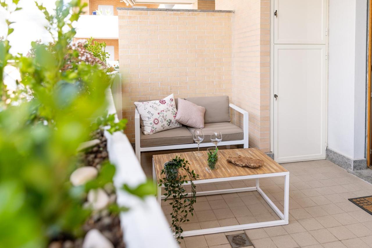 Loft Con Terrazzo - 3 Min Dalle Autostrade By FollowgreenhouseRom Eksteriør billede